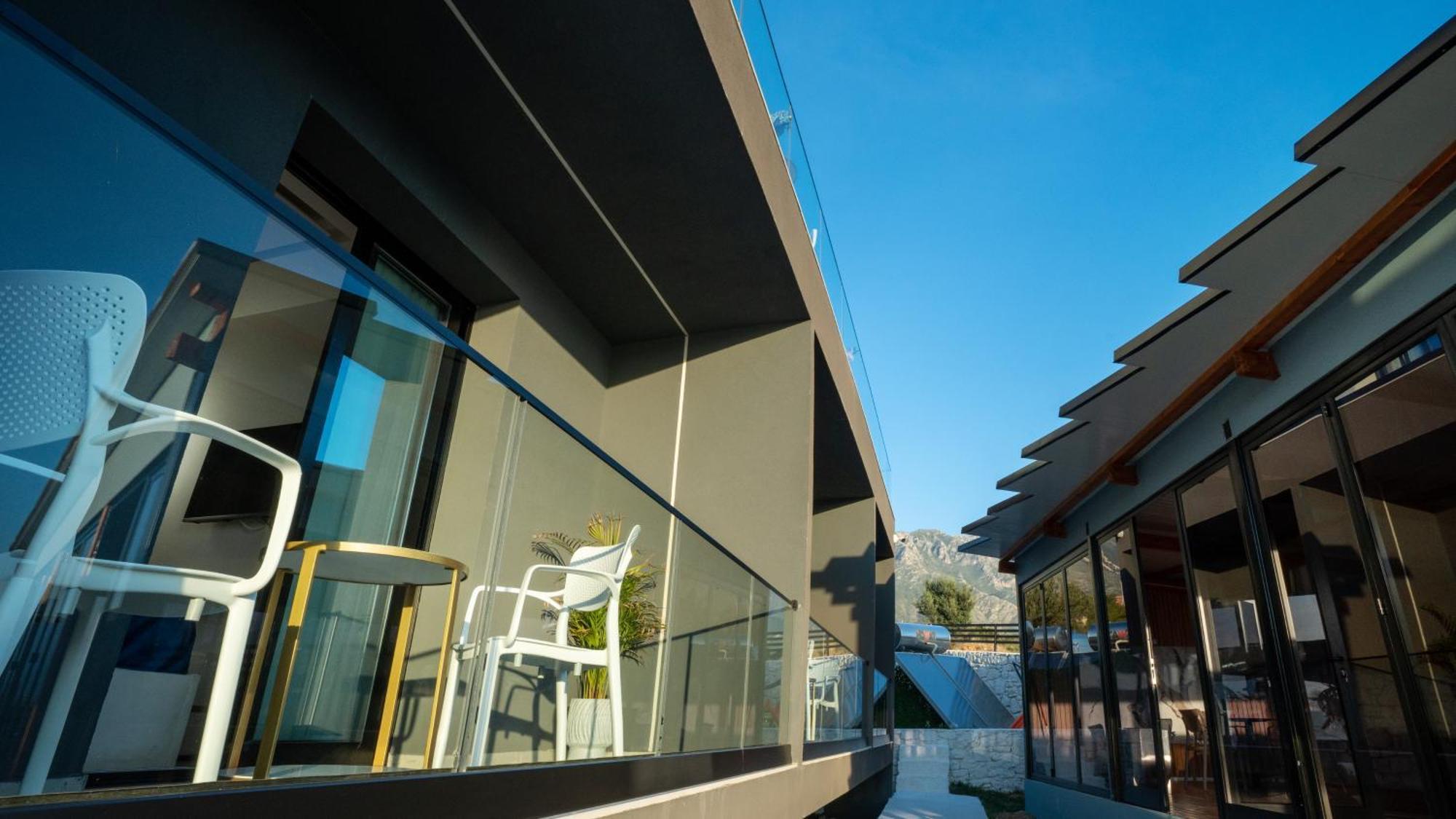 Hotel Sea Queen Luxury 3*
