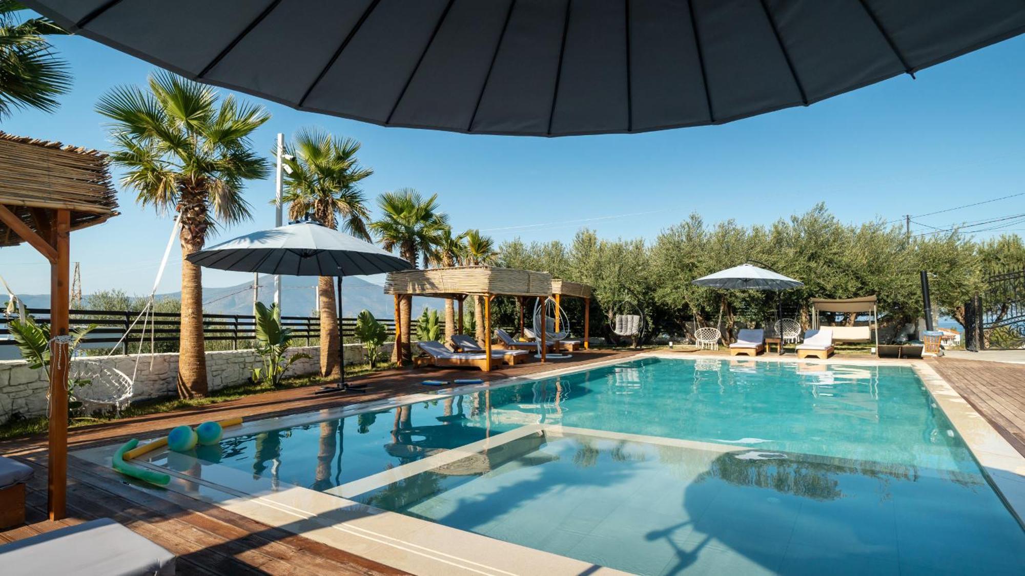 Hotel Sea Queen Luxury 3*