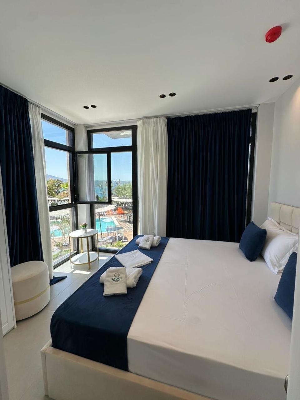 Sea Queen Luxury Hotel 3*