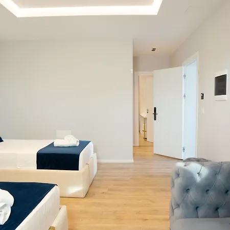 Sea Queen Luxury Hotel Radhime Exterior photo