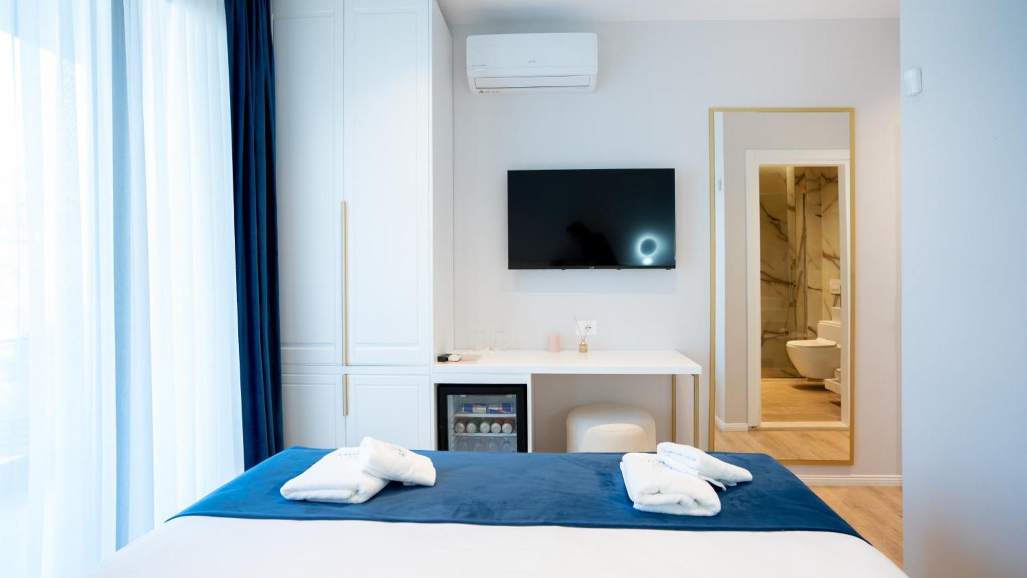 Sea Queen Luxury