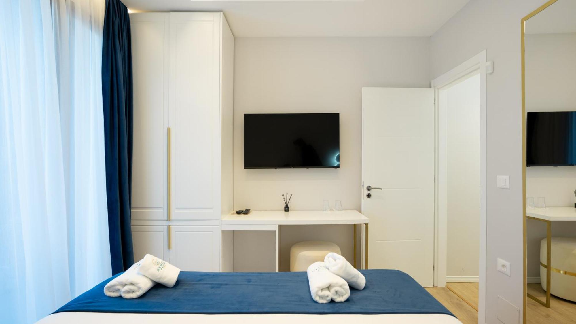 Sea Queen Luxury Hotel Radhime