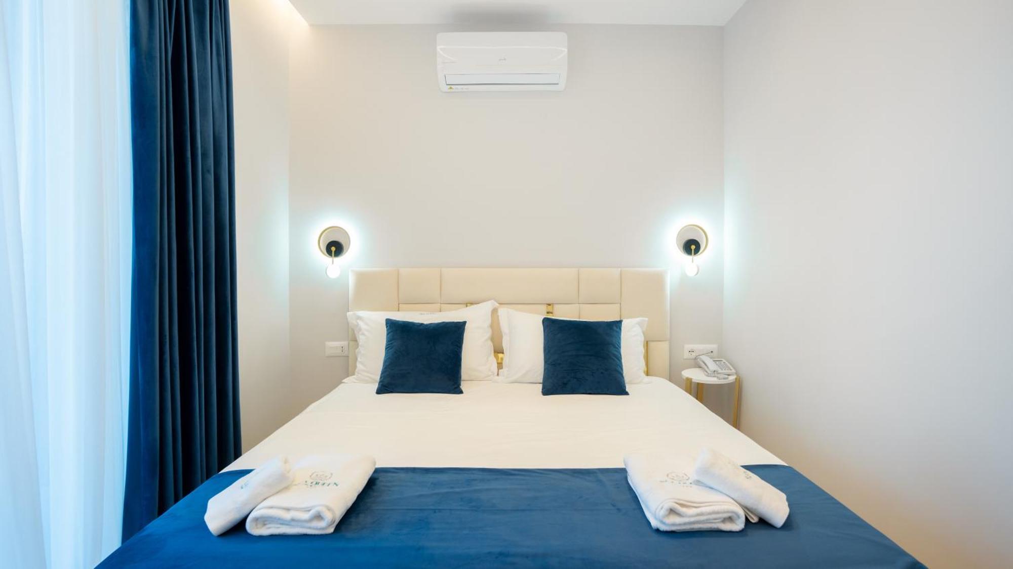 Hotel Sea Queen Luxury 3*